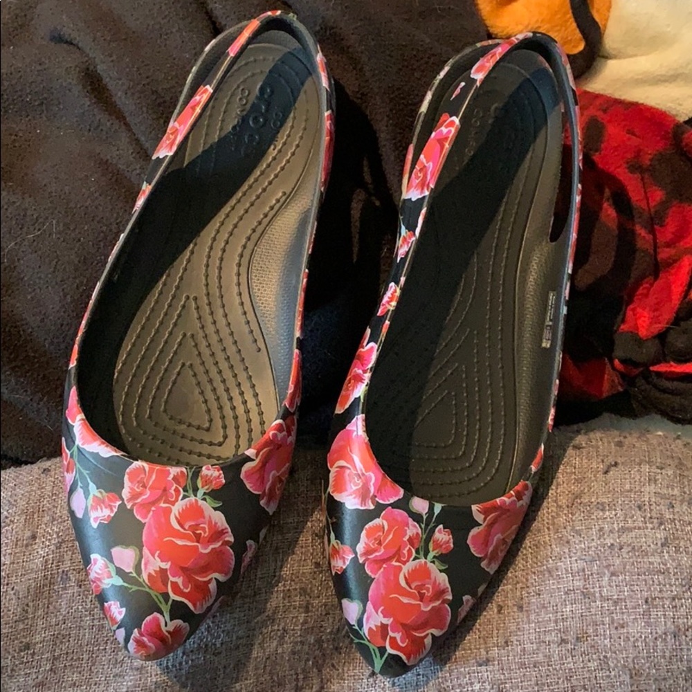 Crocs sling backs size 10